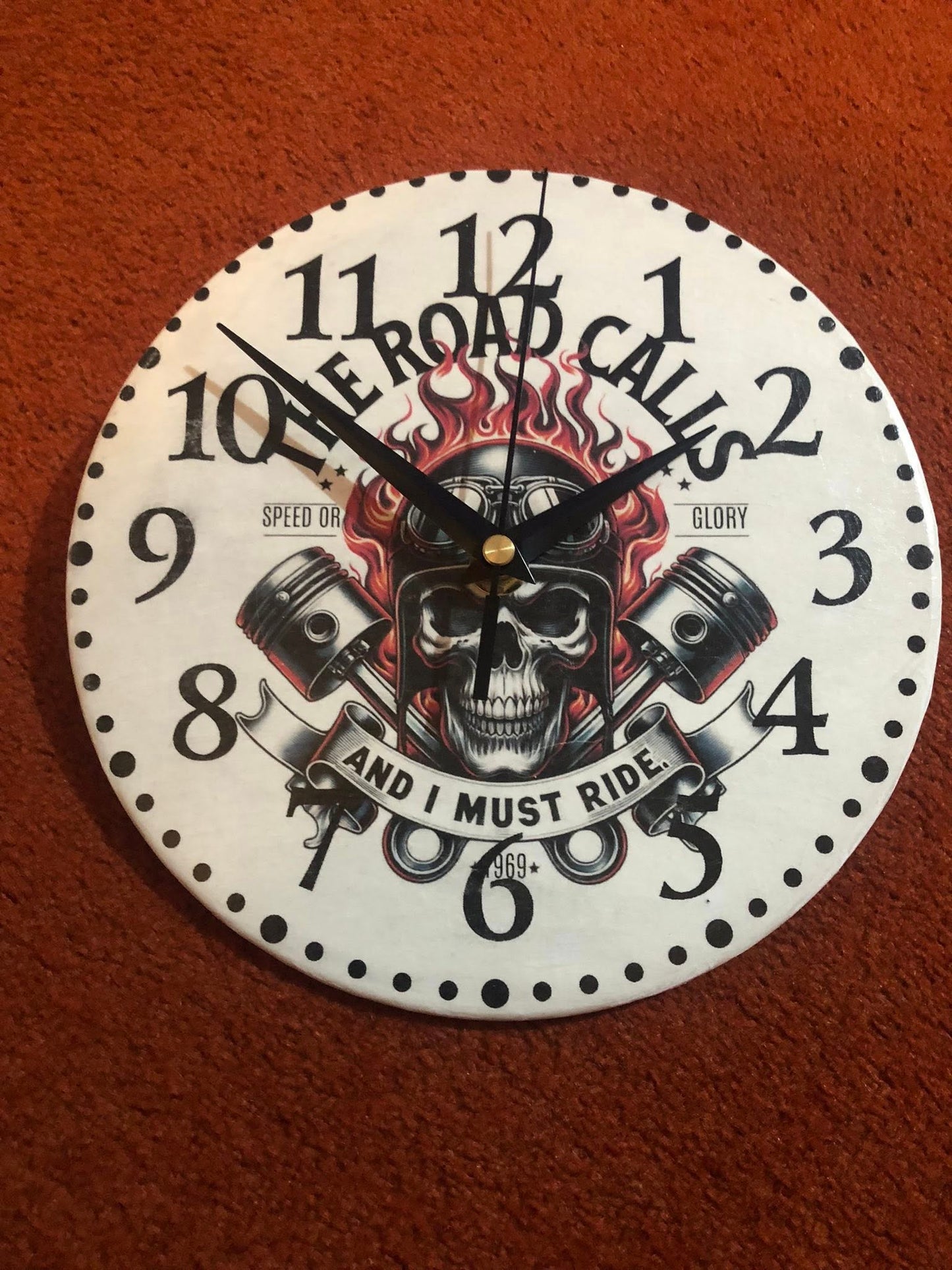 CLOCK 66001