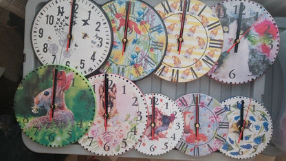 Bee & Dandelion Butterfly Clock Decoupage Rice Paper - CLOCK 15001