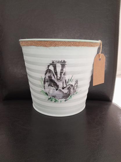 Playful Badger Decoupage Rice Paper – BG 4001