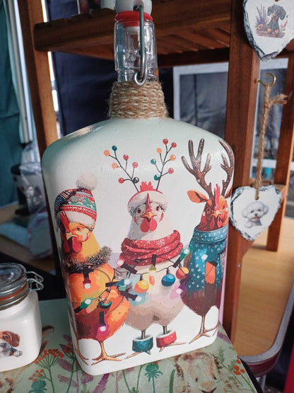 Christmas Chickens in Festive Hats Decoupage Rice Paper – CHI 25002