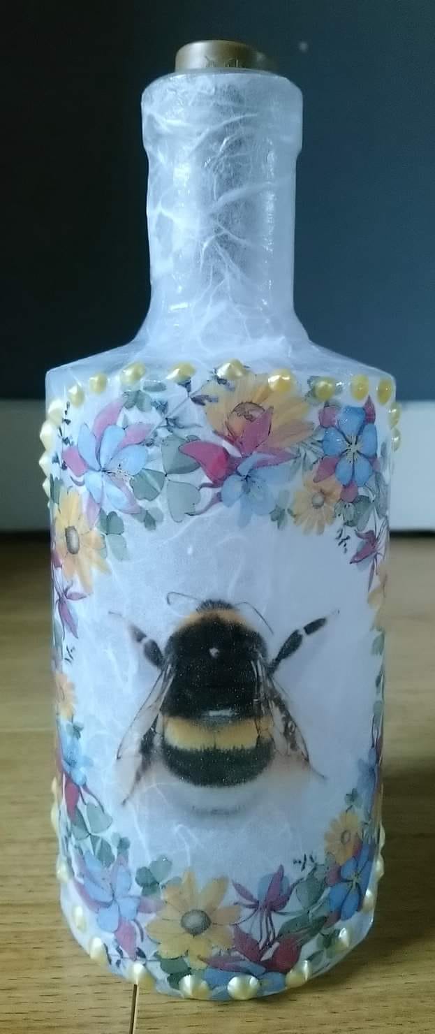 BEES 002