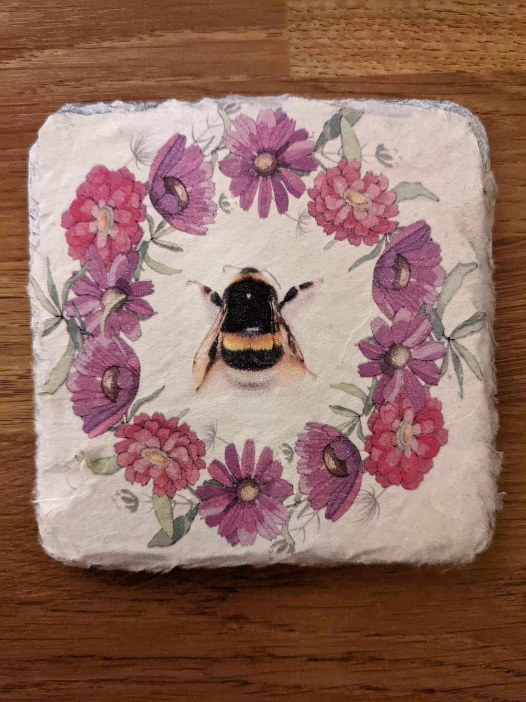 BEES 001